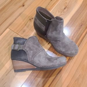 Dansko wedge brown heals